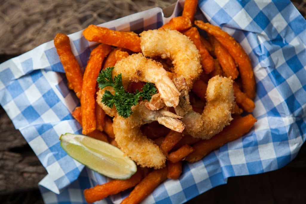 SALTY SAILOR... Seafood By The River | restaurant | Hamilton QLD 4007, Australia