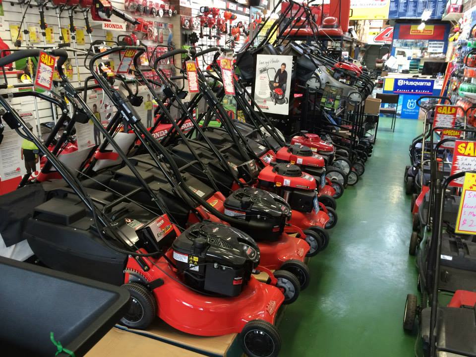 Clayton Mower & Chainsaw Centre | 162 Rosebank Ave, Clayton South VIC 3169, Australia | Phone: (03) 9547 5669