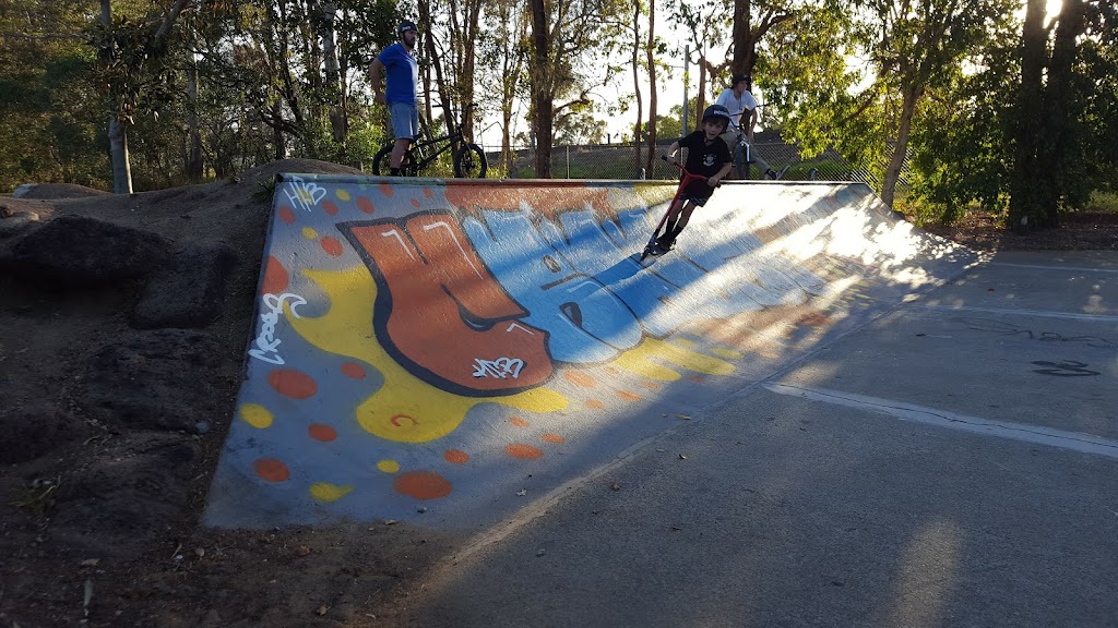 Lota Skatepark |  | 1 Bowering St, Lota QLD 4179, Australia | 0734038888 OR +61 7 3403 8888