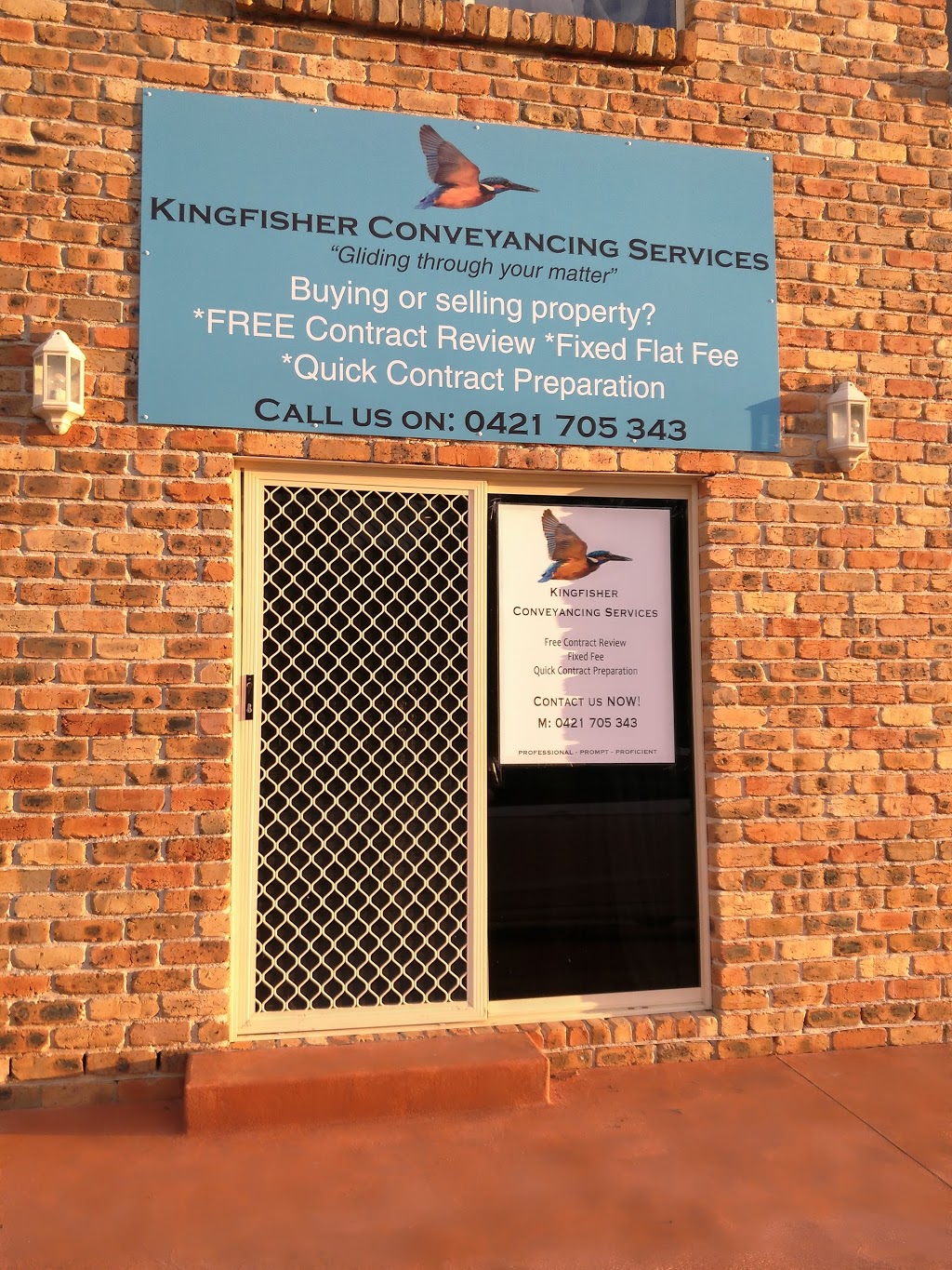 Kingfisher Conveyancing Services | 30 Kingfisher Ave, Bossley Park NSW 2176, Australia | Phone: 0421 705 343