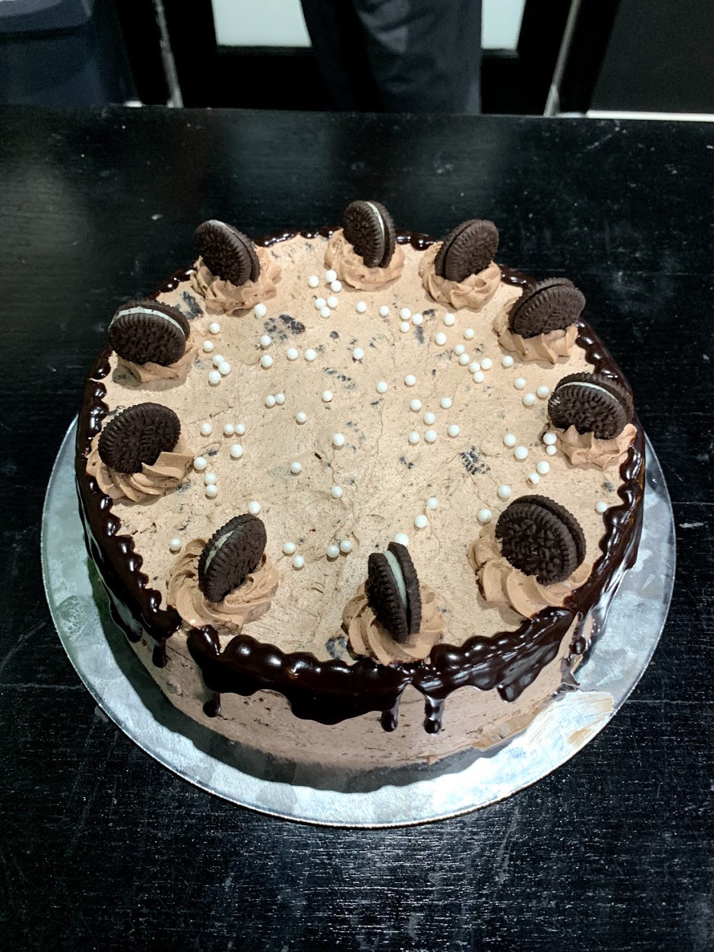 Cake Gurus | Shop 16/211 Leakes Rd, Truganina VIC 3029, Australia | Phone: (03) 9394 1681