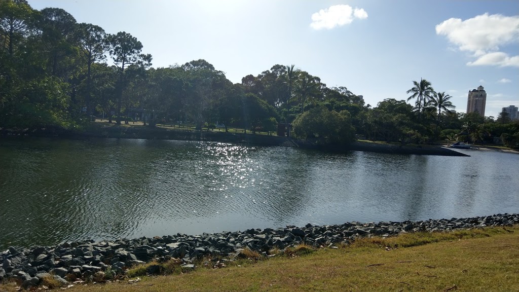 Platell Park | park | 51/53 Savoy Dr, Broadbeach Waters QLD 4218, Australia