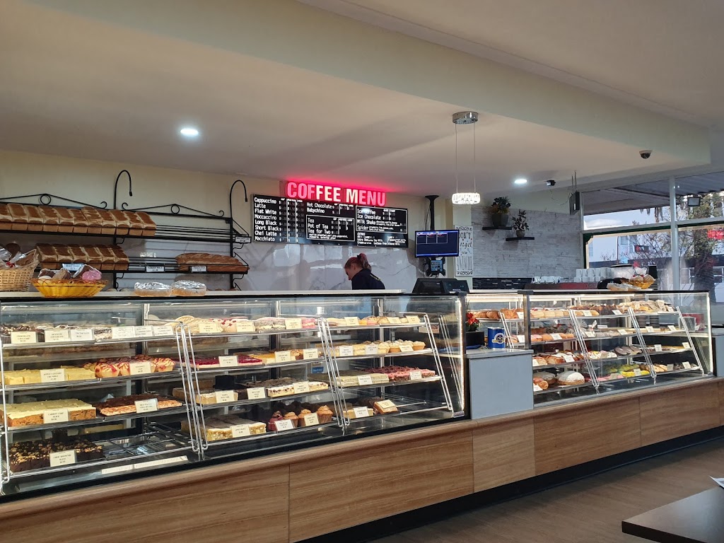 Yarram Bakery Cafe | bakery | 222 Commercial Rd, Yarram VIC 3971, Australia | 0351826488 OR +61 3 5182 6488