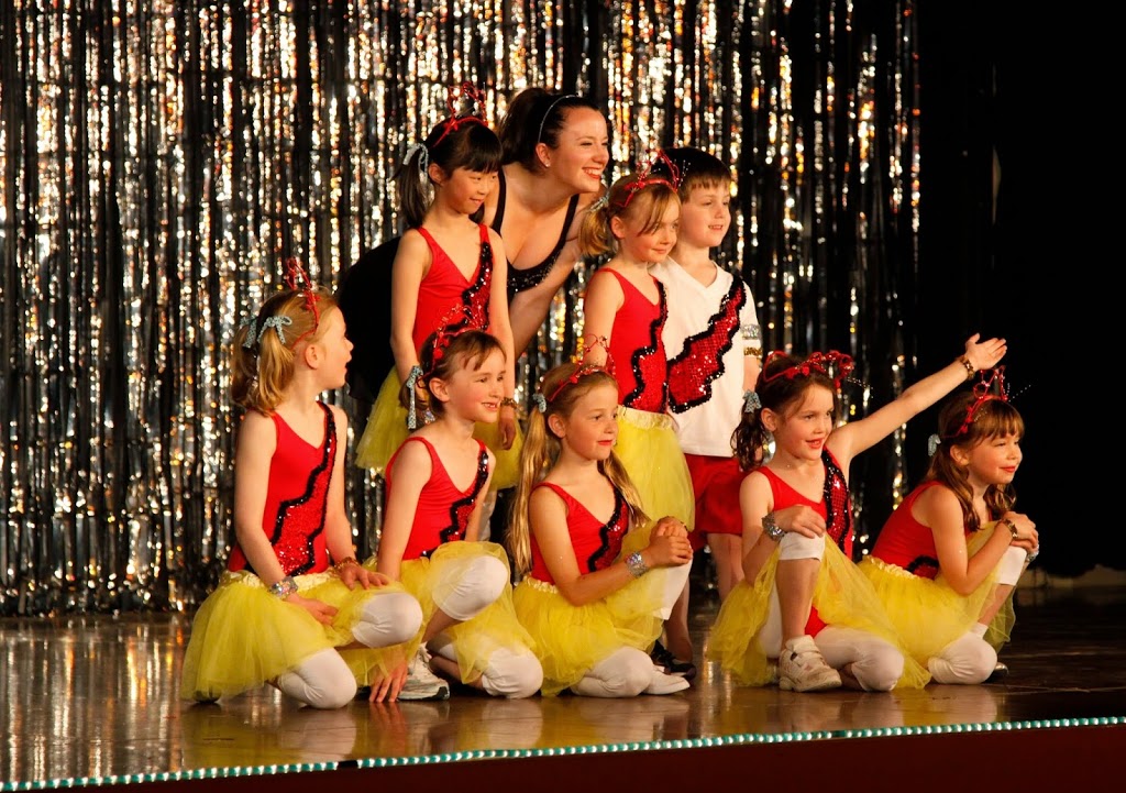 Glittery Tapping Wonderland Dance School | 2 Lamana Rd, Mordialloc VIC 3195, Australia | Phone: 0420 356 232