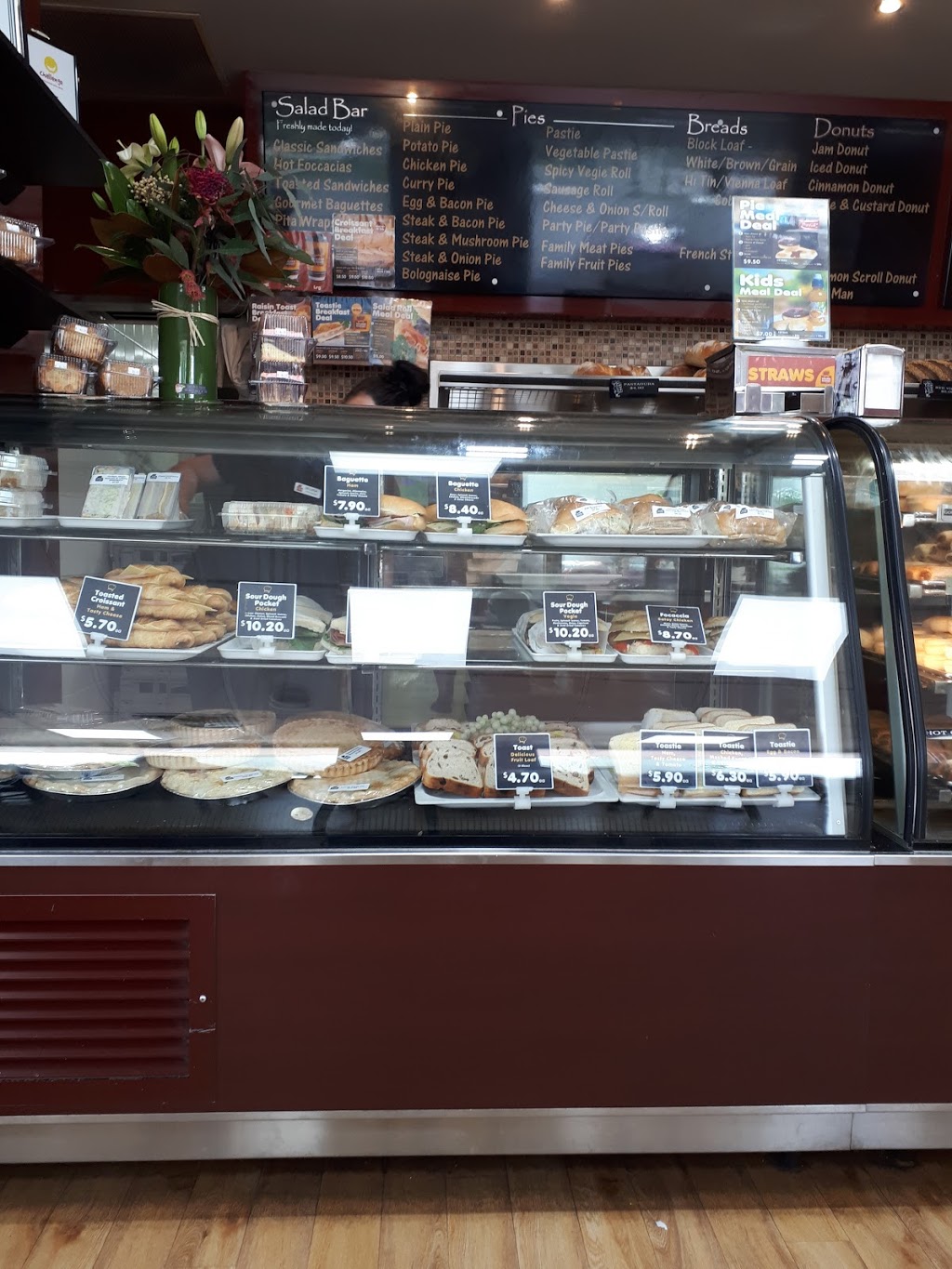 Golden Nugget Bakery | bakery | 1117 Sturt St, Ballarat Central VIC 3350, Australia | 0353334149 OR +61 3 5333 4149