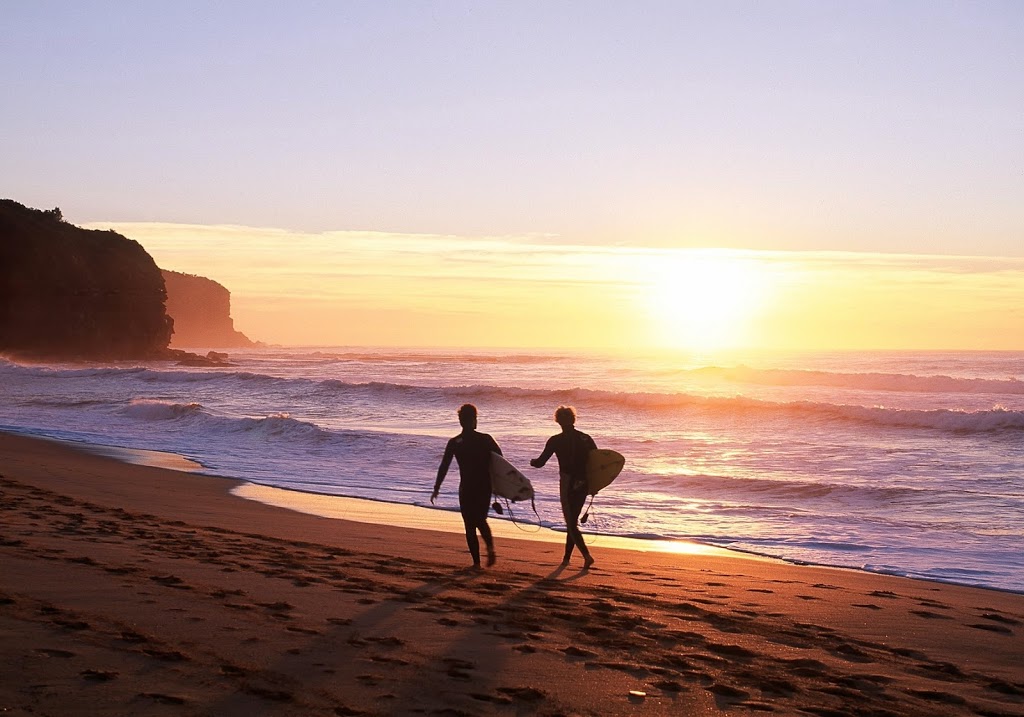 Beach Stays & Northern Beaches Holidays | 1056 Barrenjoey Rd, Palm Beach NSW 2108, Australia | Phone: 0424 153 500