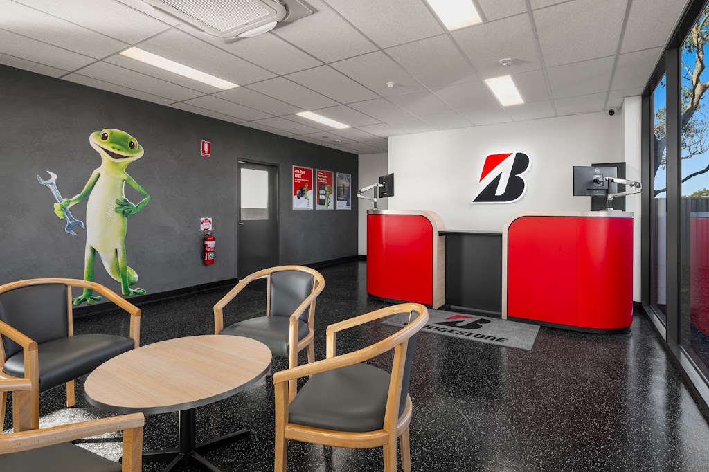 Bridgestone Select Tyre & Auto Armstrong Creek | Unit 10/14 Gellibrand St, Armstrong Creek VIC 3217, Australia | Phone: (03) 5213 0241