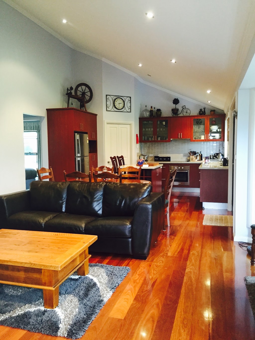 Comfort Manor Penrose | lodging | Kareela Rd, Penrose NSW 2579, Australia | 0400078793 OR +61 400 078 793
