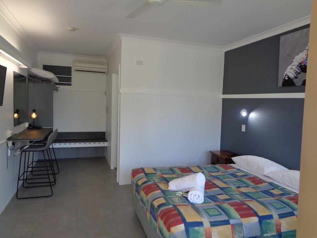 Aspley Sunset Motel | lodging | 9 Darwin St, just off, Gympie Rd, Aspley QLD 4034, Australia | 0738627454 OR +61 7 3862 7454
