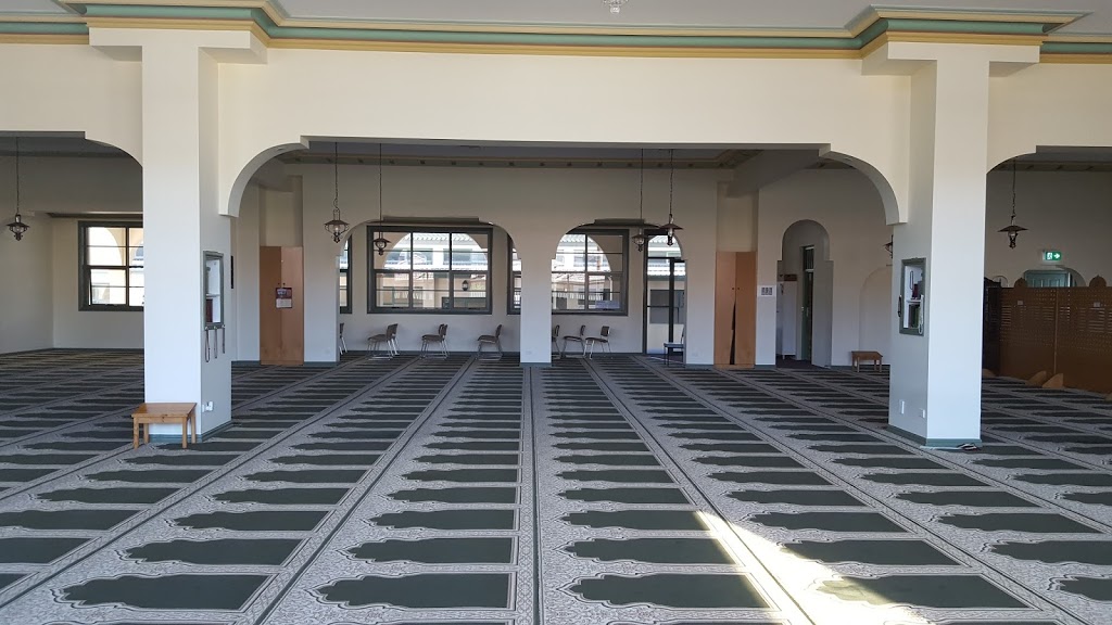 Noble Park Mosque | mosque | 18 Leonard Ave, Noble Park VIC 3174, Australia | 0395468089 OR +61 3 9546 8089