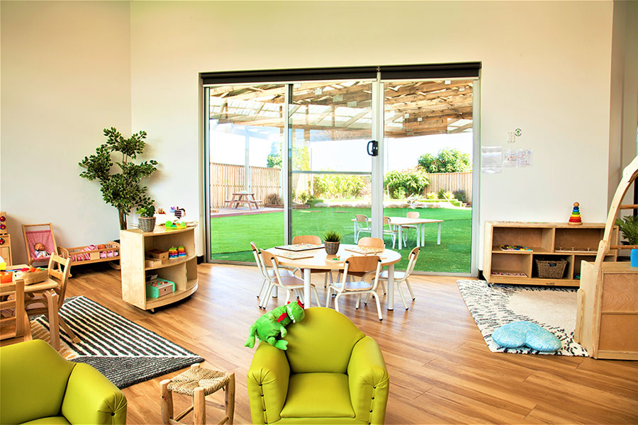 Bright Beginnings Learning Centre - Old Guildford | 1 Shackel Ave, Old Guildford NSW 2161, Australia | Phone: (02) 9632 1122