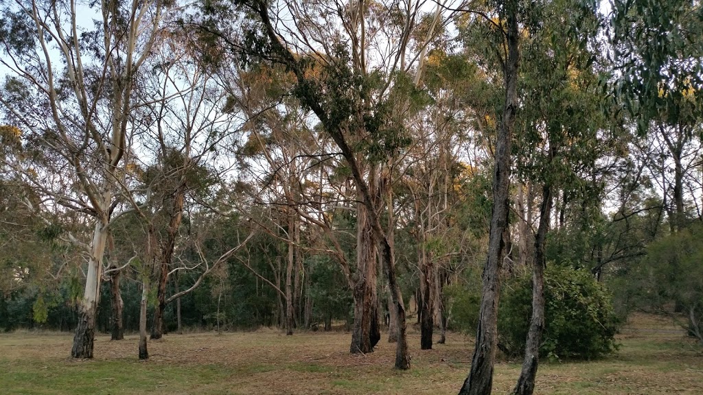 Five Mile Creek Reserve | park | Woodend VIC 3442, Australia