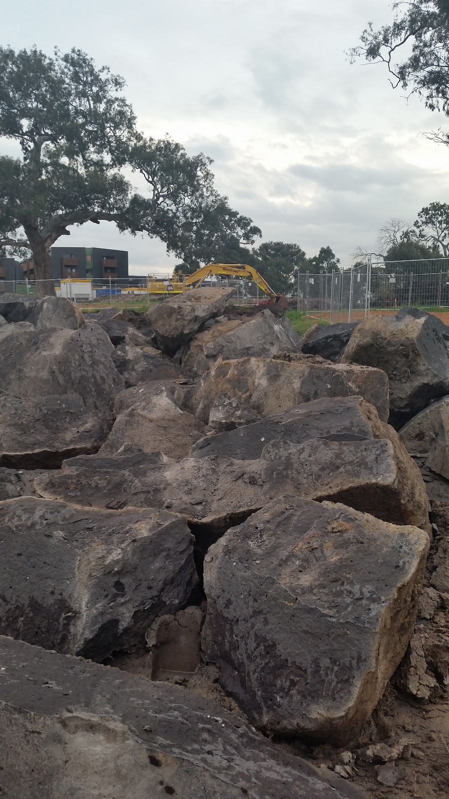 RESIDER Real Estate | Unit 1/2 Stockyard St, Mernda VIC 3754, Australia | Phone: (03) 9407 9100