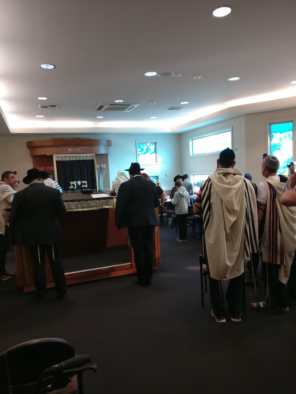 Chabad House of Glen Eira | synagogue | 484 Glen Eira Rd, Caulfield VIC 3162, Australia | 0395327299 OR +61 3 9532 7299