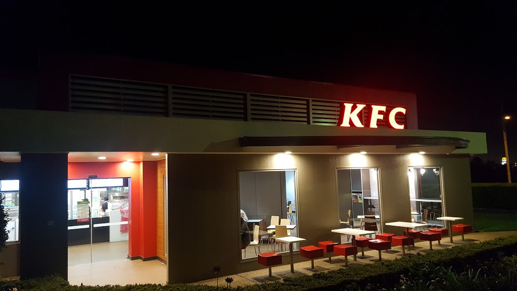 KFC Toowoomba | 869 Ruthven St, Kearneys Spring QLD 4350, Australia | Phone: (07) 4635 7128