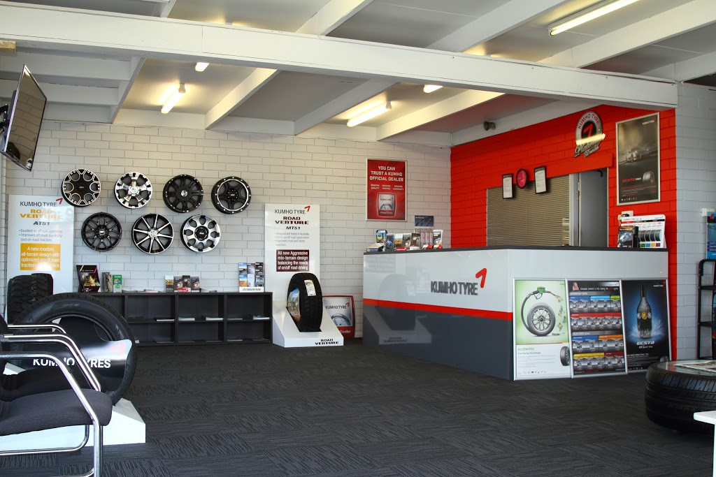 Morley Tyre Center - Kumho Platinum | car repair | 281 Walter Rd W, Perth WA 6062, Australia | 0892763488 OR +61 8 9276 3488