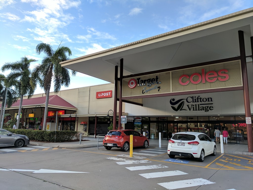 Clifton Village Shopping Centre | shopping mall | Captain Cook Hwy, Clifton Beach QLD 4879, Australia | 0740518922 OR +61 7 4051 8922