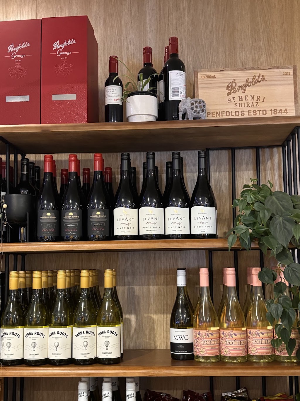 Mama Nuoi | 145 Nepean Hwy, Aspendale VIC 3195, Australia | Phone: 0431 021 344
