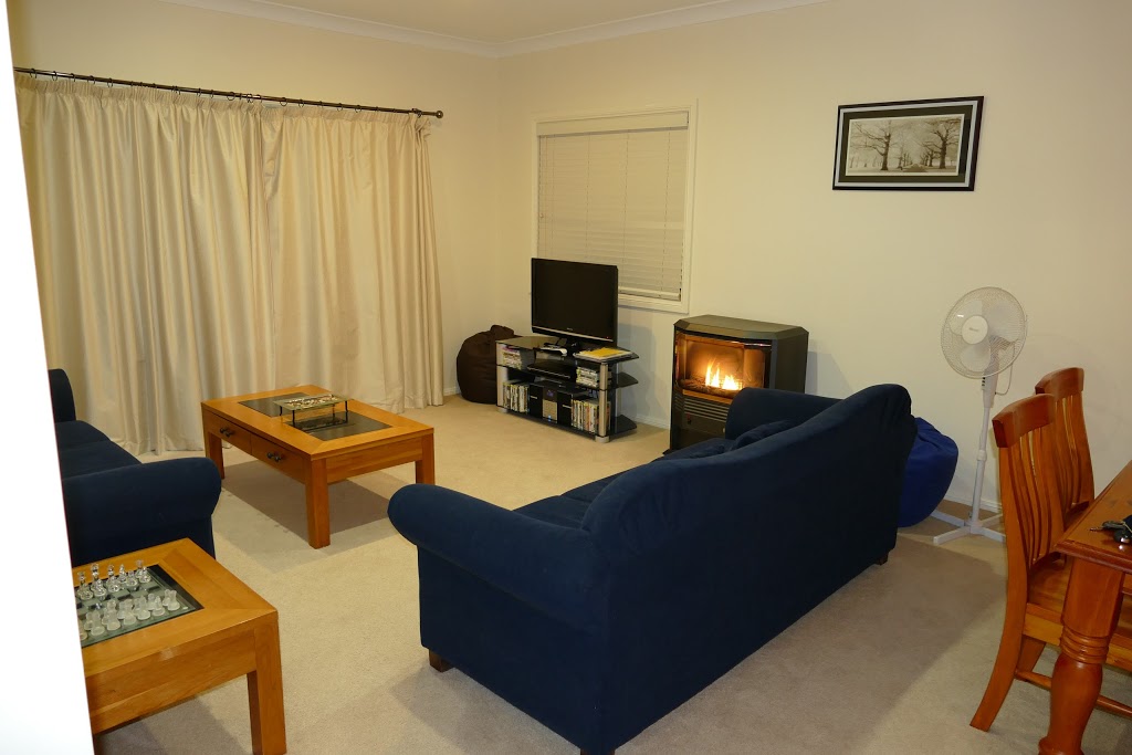 Alaska Apartments | 8 Poley Cow Ln, Jindabyne NSW 2627, Australia | Phone: 0430 180 516