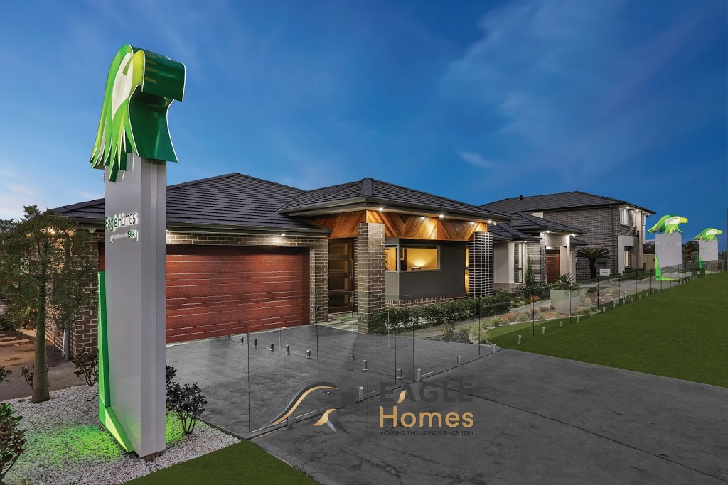 Eagle Homes - Middleton Grange Display Homes | Cnr Fifteenth Avenue and, Kingsford Smith Ave, Middleton Grange NSW 2171, Australia | Phone: 0432 151 017