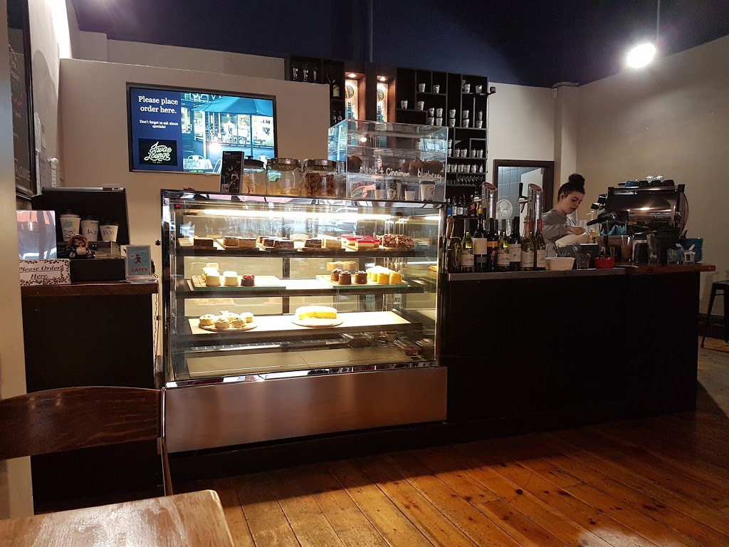 Java Lounge | cafe | 54 Lydiard St N, N Ballarat VIC 3350, Australia | 0353334334 OR +61 3 5333 4334