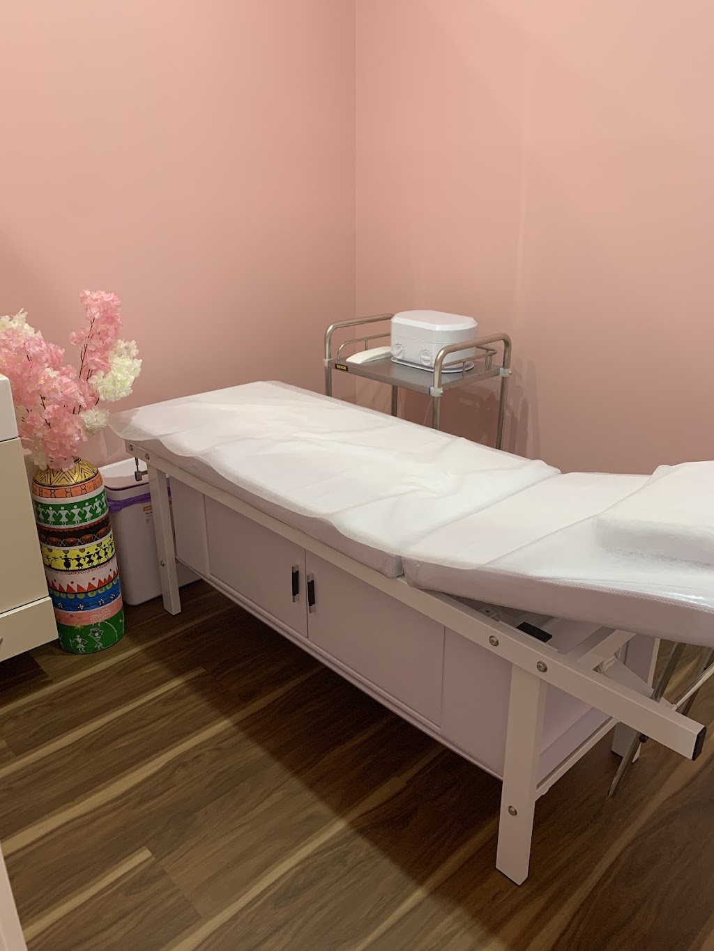 One Touch Beauty Bar | 6 Falkor Rd, Officer VIC 3809, Australia | Phone: 0404 295 053