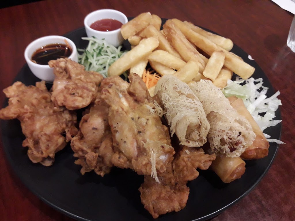 2 fat ducks Vietnamese Cuisine | restaurant | 68 John St, Pakenham VIC 3810, Australia | 0359407367 OR +61 3 5940 7367