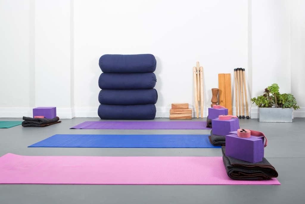Yoga Amrita: Iyengar Yoga & Wellness Studio | 54 Wingrove St, Alphington VIC 3078, Australia | Phone: 0488 012 789