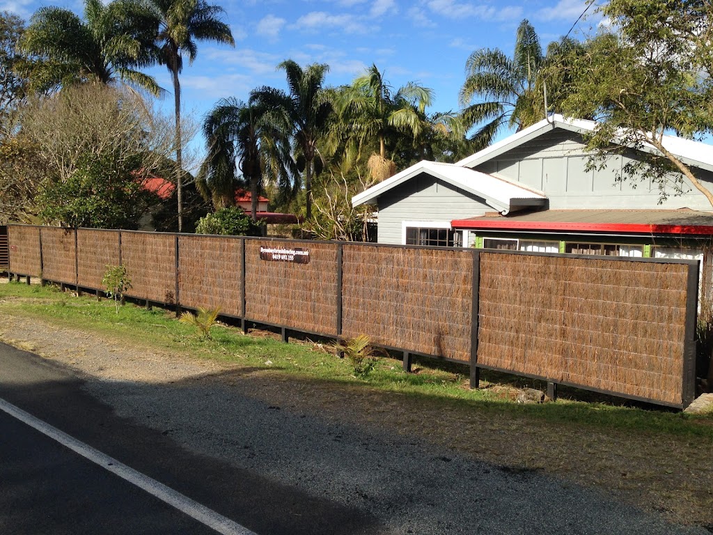 Byron Bay Brushwood Fencing | 2 Ironbark Ave, Byron Bay NSW 2481, Australia | Phone: 0419 692 155