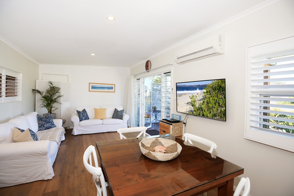 Jervis Bay Beach Shack | real estate agency | 9 Elizabeth Dr, Vincentia NSW 2540, Australia | 1300183983 OR +61 1300 183 983