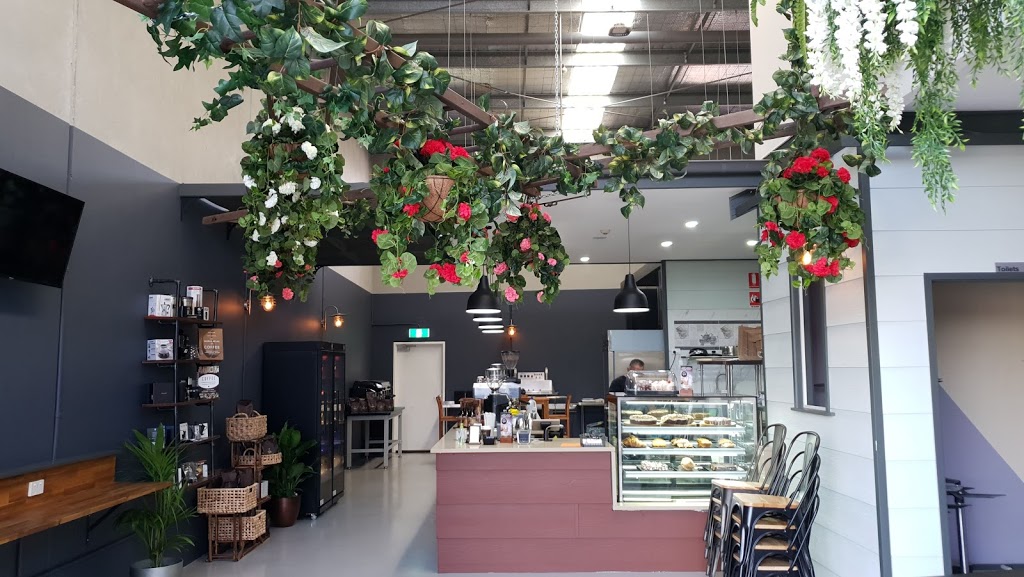 Suolo Coffee Co - Cafe & Roastery | 100/14 Loyalty Rd, North Rocks NSW 2151, Australia | Phone: 0415 296 954