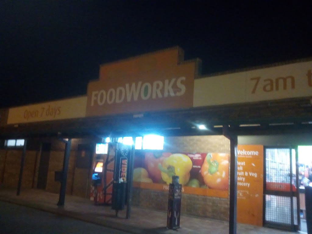 FoodWorks | supermarket | 6/62 Ashburton Dr, Gosnells WA 6110, Australia | 0894909033 OR +61 8 9490 9033