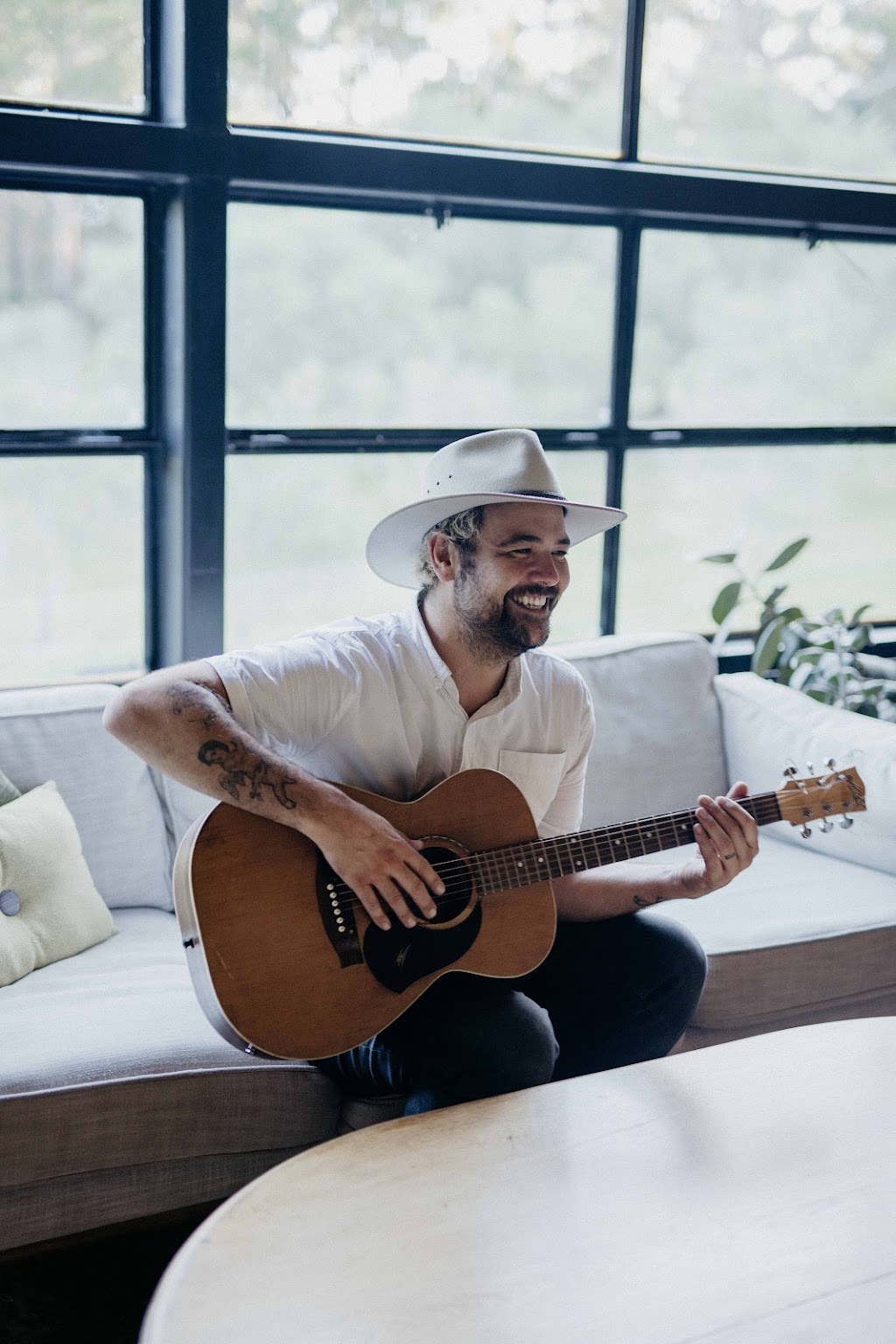 VIOLETTE COVE | Acoustic Musicians + DJs for Weddings | 1-3 Coller Rd, Ulladulla NSW 2539, Australia | Phone: 0422 988 673