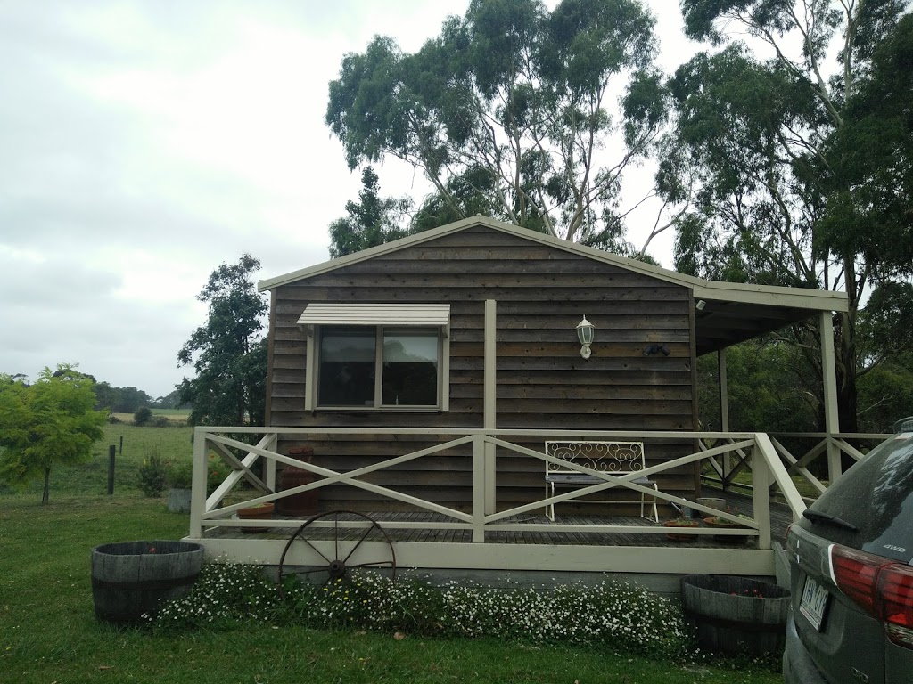 Little Lake Cottage | lodging | 35 Weavers Rd, Nyora VIC 3987, Australia | 0437689122 OR +61 437 689 122