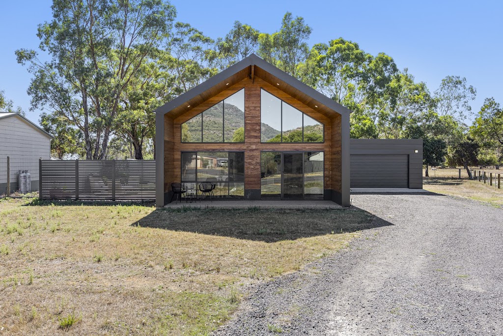 Skyframe | 28 Clematis Dr, Halls Gap VIC 3381, Australia | Phone: 0415 377 603