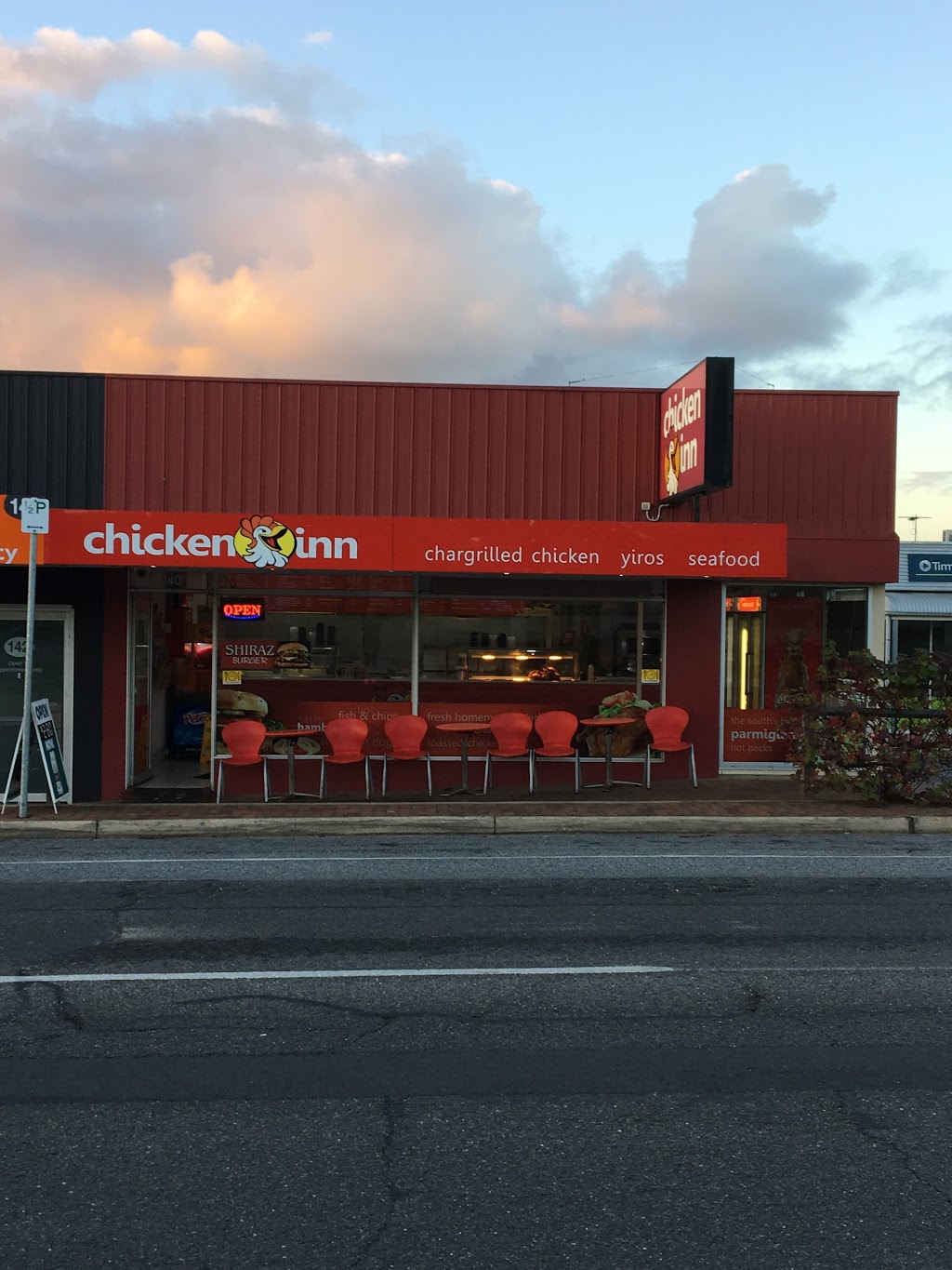 Chicken Inn | meal takeaway | 140 Main Rd, McLaren Vale SA 5171, Australia | 0883239354 OR +61 8 8323 9354
