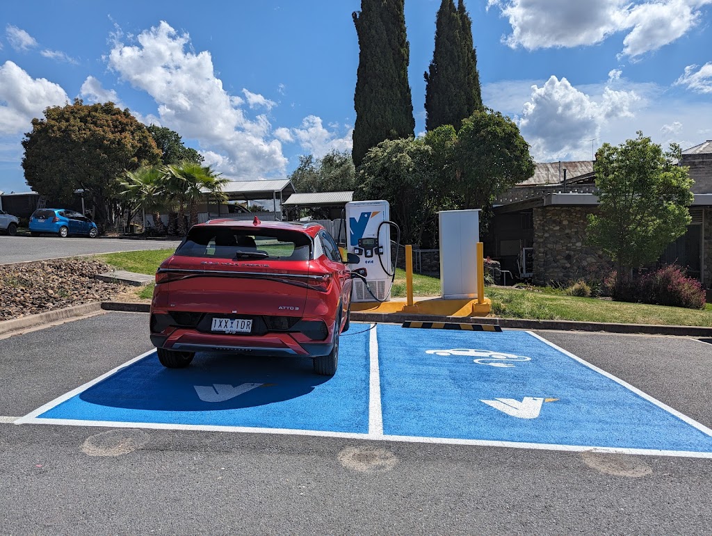 Evie Charging Station | 19 Hanson St, Corryong VIC 3707, Australia | Phone: 1300 463 843