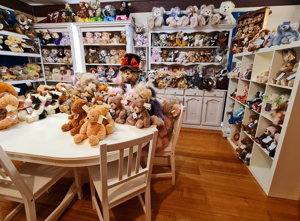 The Teddy Bear Shop Melbourne | store | 14 Reserves Rd, Mount Evelyn VIC 3796, Australia | 0396707382 OR +61 3 9670 7382