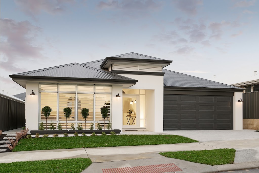 New Generation Homes Tasman Grandeur Display | Barracoota Lp, Lakelands WA 6180, Australia | Phone: (08) 6555 7548