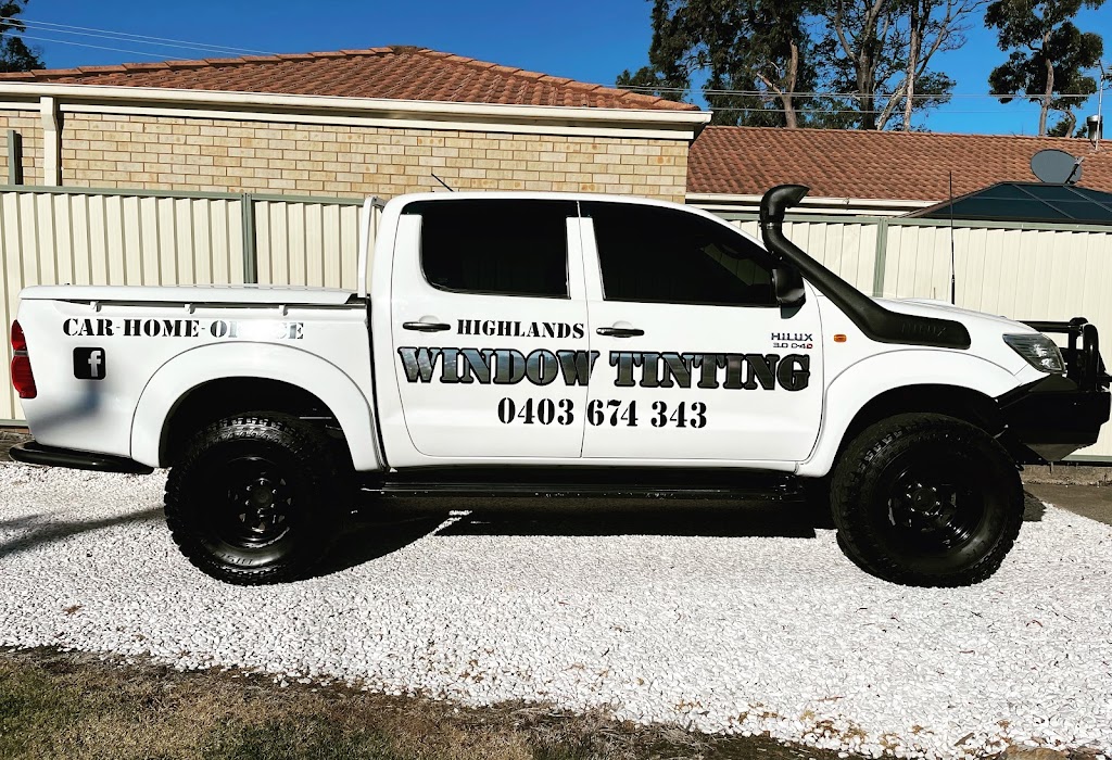 Highlands Window Tinting | 3 Ella St, Hill Top NSW 2575, Australia | Phone: 0403 674 343