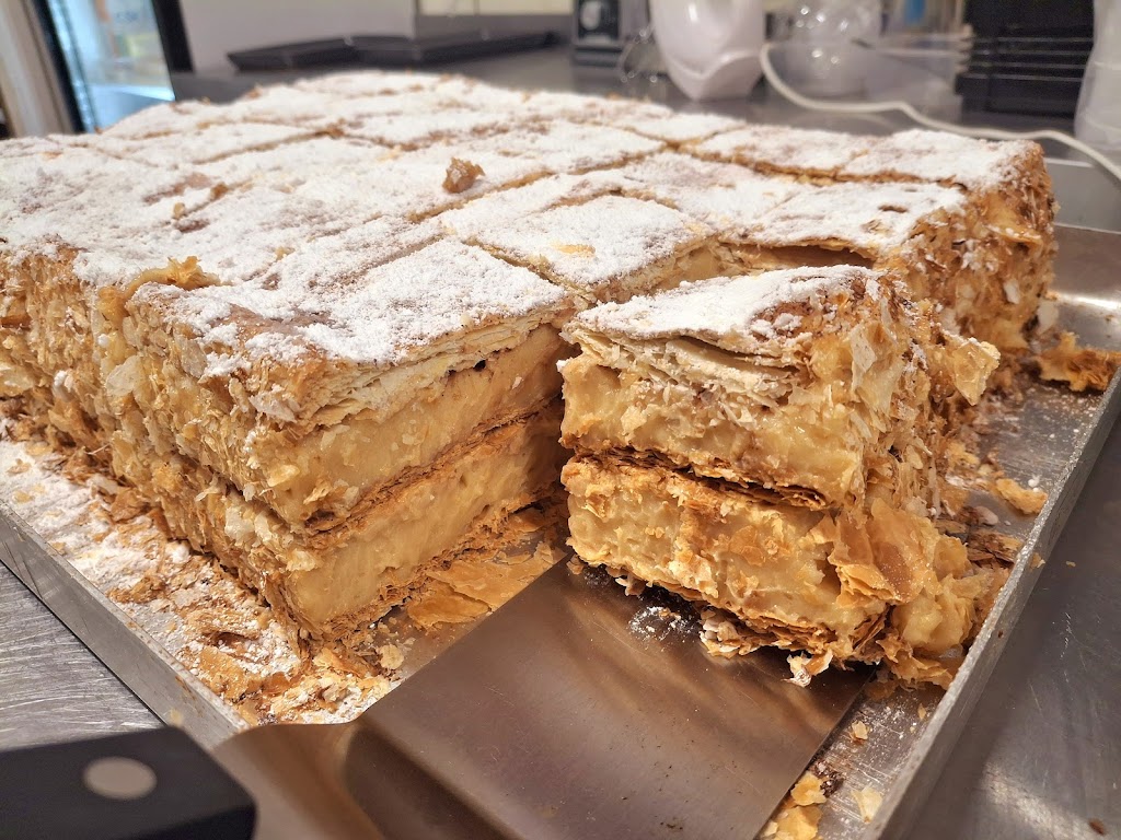 Inglewood Cafe-Bakehouse | 48 Brooke St, Inglewood VIC 3517, Australia | Phone: 0431 888 777