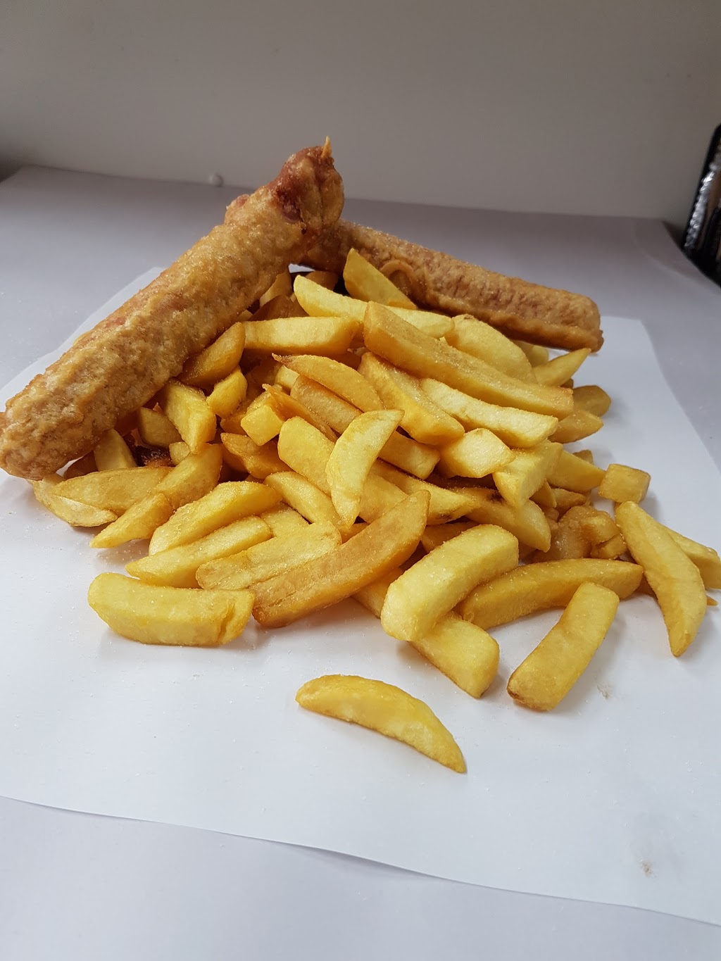 Sharkys Fish Chips | meal delivery | 129B Copernicus Way, Keilor Downs VIC 3038, Australia | 0393621800 OR +61 3 9362 1800