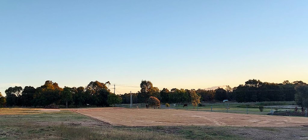 Rippa Tippa Earthworks | Thallon Rd, Kensington Grove QLD 4341, Australia | Phone: 0428 473 966