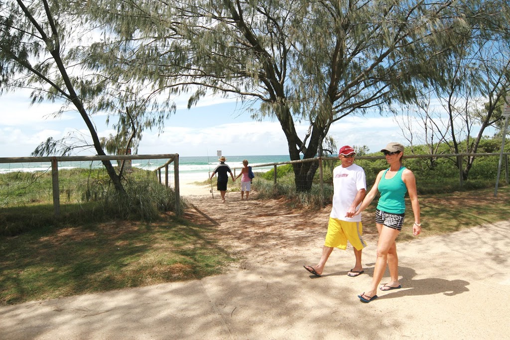 Ocean Beach Tourist Park | campground | 22 Hythe St, Miami QLD 4220, Australia | 0756672710 OR +61 7 5667 2710