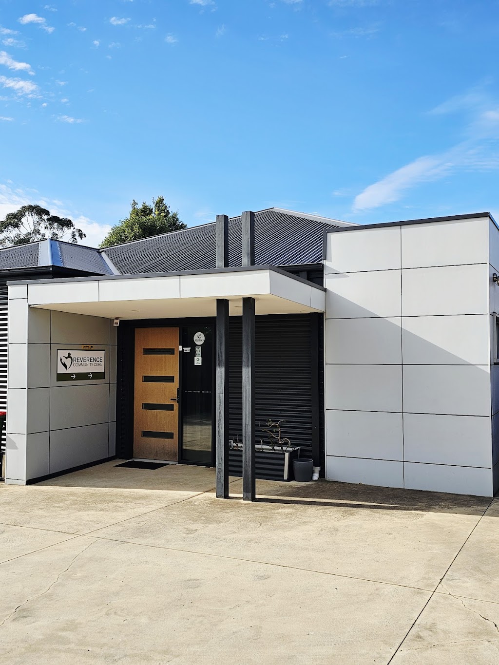 Reverence community care | 238a Main St, Bacchus Marsh VIC 3340, Australia | Phone: (03) 7037 0981