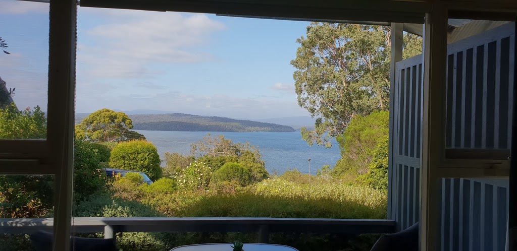 Bluewaters | lodging | 15 Karbeethong Ave, Mallacoota VIC 3892, Australia | 0351580261 OR +61 3 5158 0261