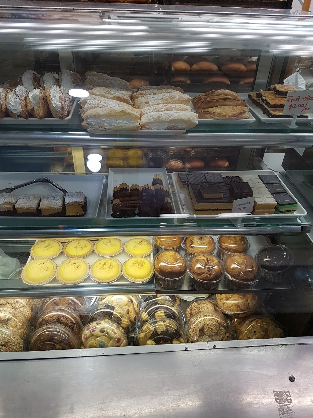 Eastlakes Bakehouse | bakery | Eastlakes NSW 2018, Australia | 0293175626 OR +61 2 9317 5626