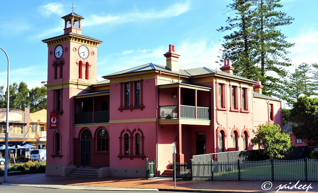 Australia Post - Kiama Post Shop | post office | 24 Terralong St, Kiama NSW 2533, Australia | 131318 OR +61 131318
