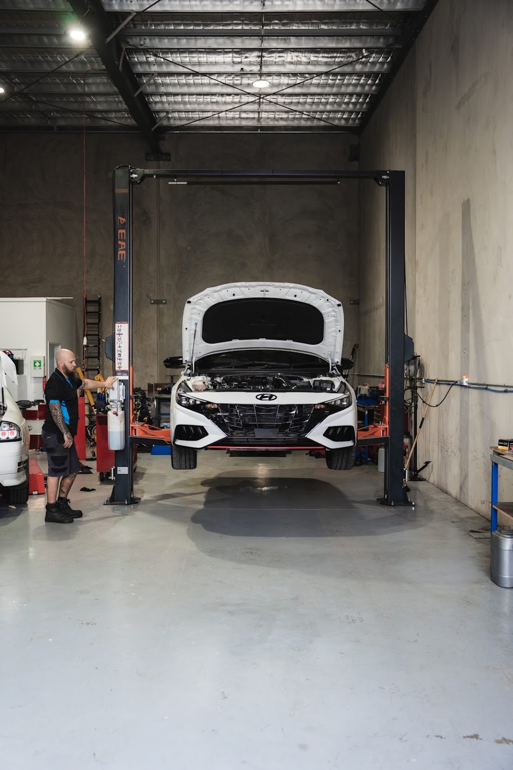 Caboolture Mechanic Scott Willard | 3 36/40 Alta Rd, Caboolture QLD 4510, Australia | Phone: (07) 5620 3157
