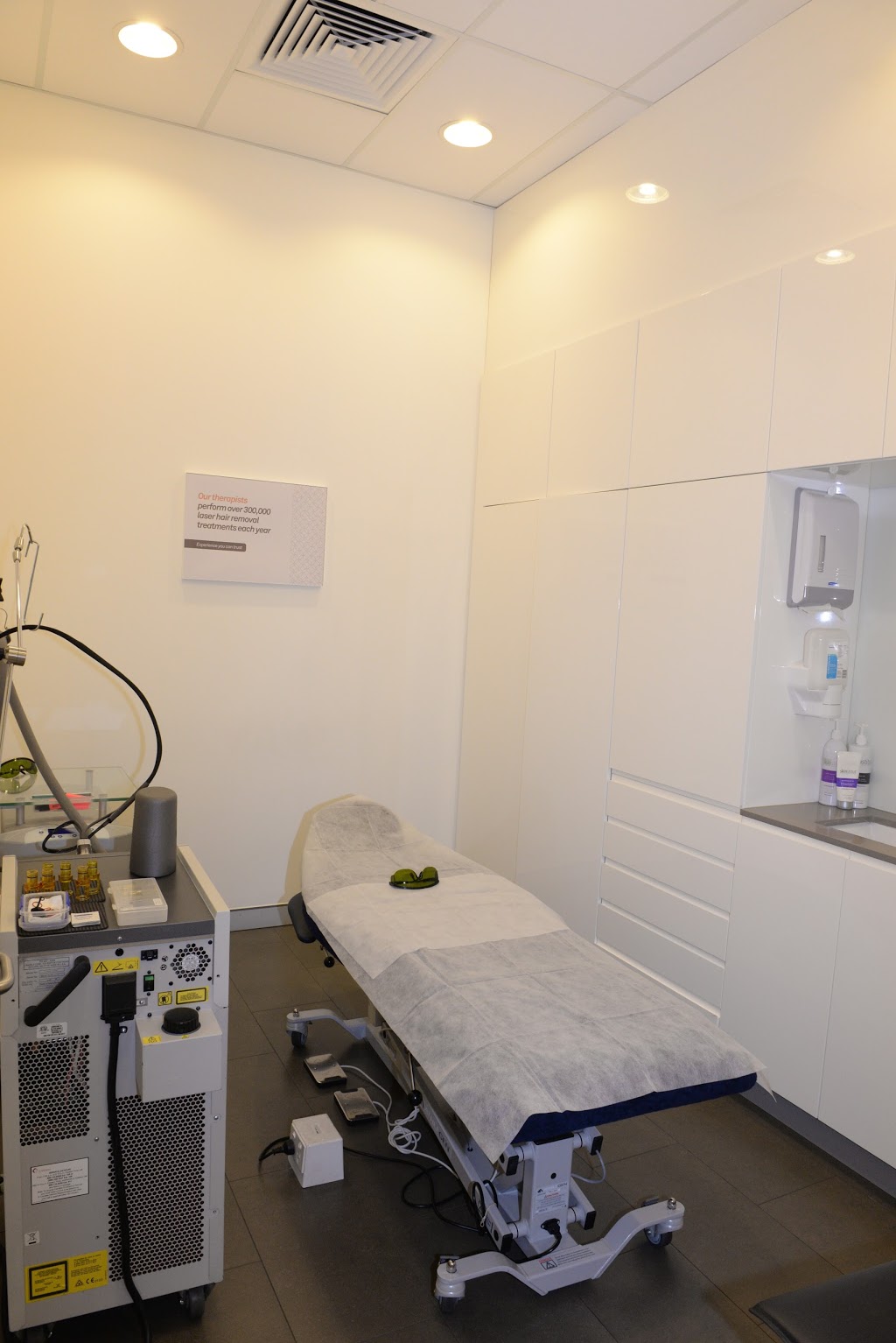 Laser Clinics Australia - Shellharbour Stockland | hair care | Stockland Shopping Centre (next to Kmart, 2016/211 Lake Entrance Rd, Shellharbour NSW 2529, Australia | 0280317745 OR +61 2 8031 7745
